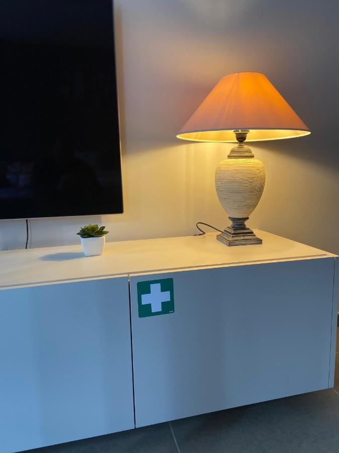 Moderne Appartement Aan Zee ออสเทนด์ ภายนอก รูปภาพ