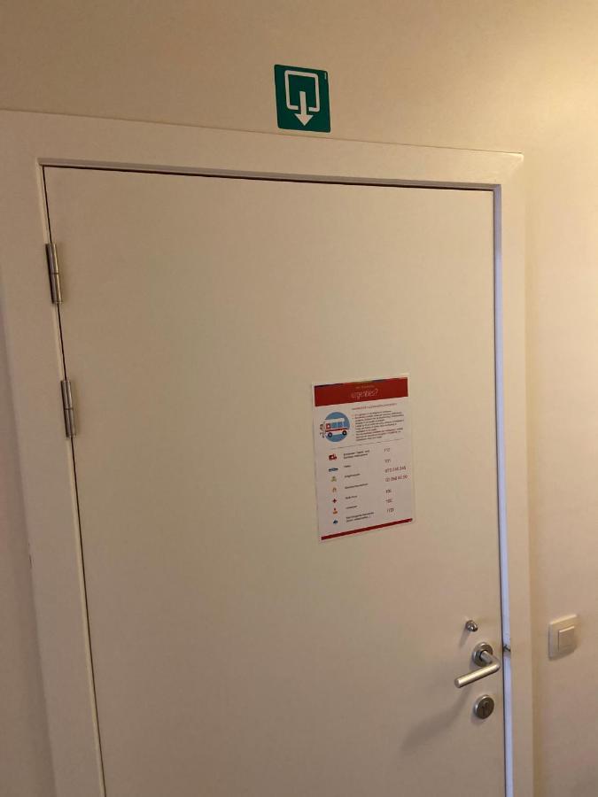 Moderne Appartement Aan Zee ออสเทนด์ ภายนอก รูปภาพ